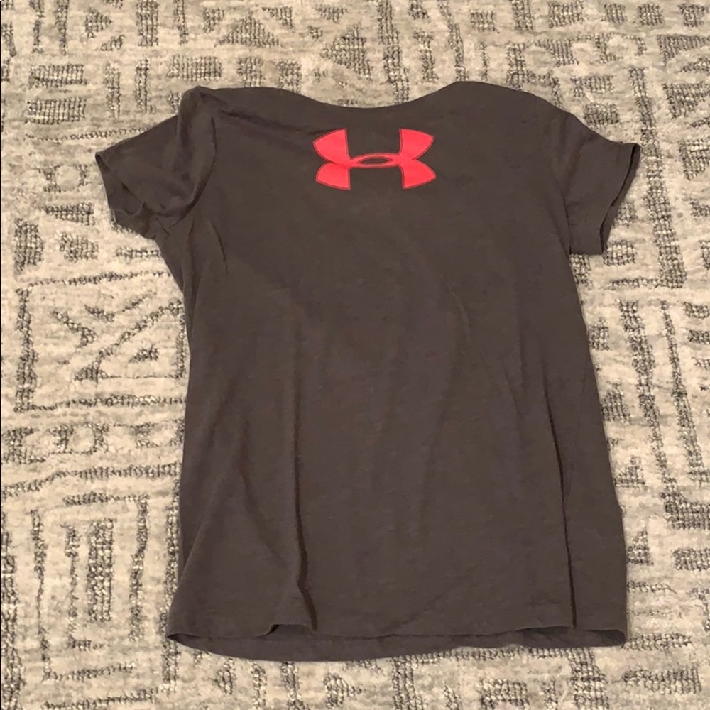 Under armor t-shirt